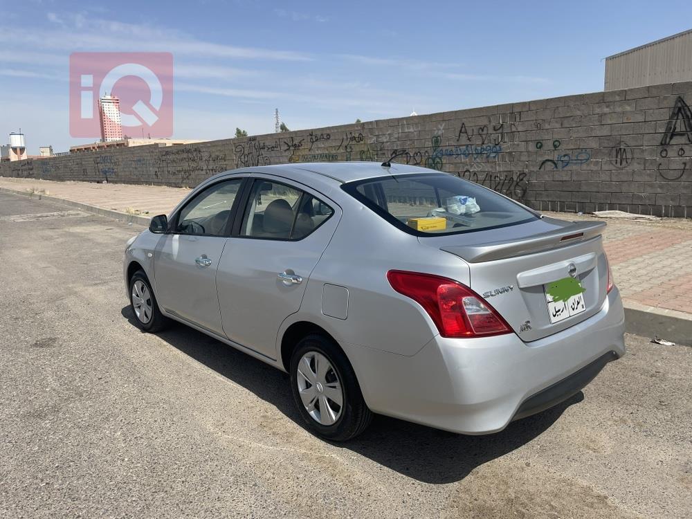 Nissan Sunny